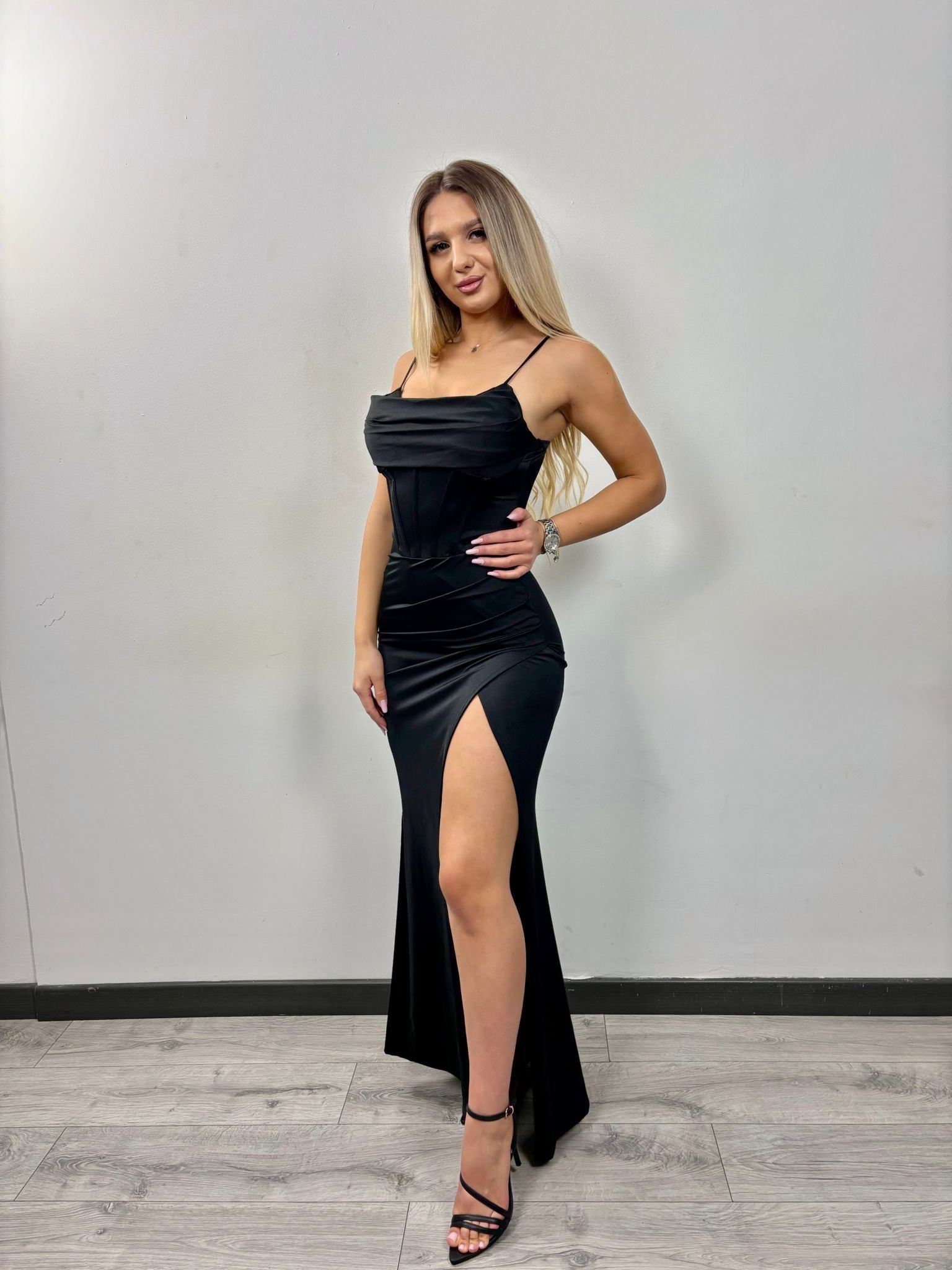 Rochita cu corset eleganta